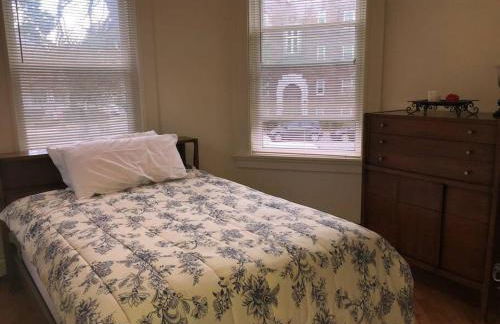 Walk to Downtown Salem - Foto 11