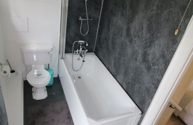 Prince Hill Holiday Cottages - Photo 4