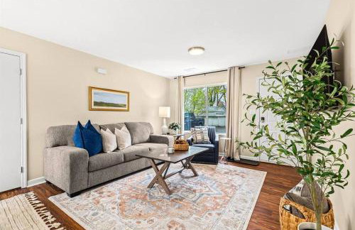 New! Pet-Friendly 1BR in the heart of Roseville! - Foto 16