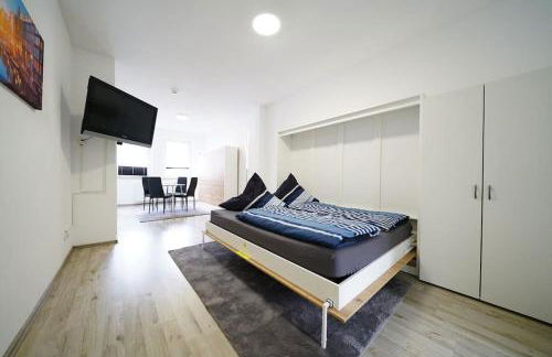 Schöne helle 50qm Suite mit großer Küche - Foto 1