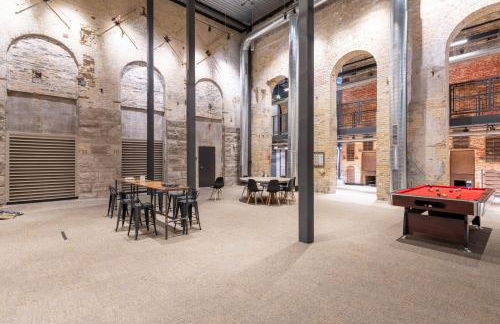 Brewery District Luxe 2BR Near Fiserv with Parking - Foto 17