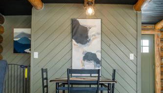 Ranch Life Reimagined, Cattle Drives to Chic Cabin - Foto 5