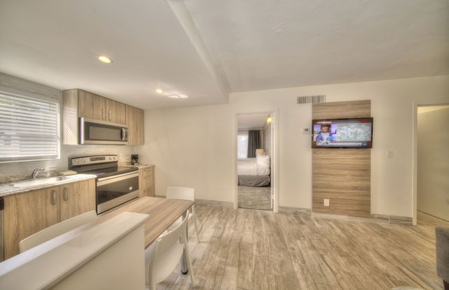 Riverside by the Beach Apartments - Foto 13