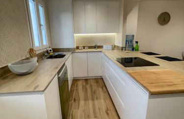 This spectacular 3-bedroom apart - Photo 37