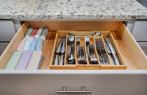 Elegant 3BR Oasis in Dundee Close to Downtown - Foto 52