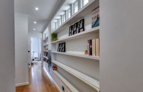 Buena ubicación y plaza de garaje - Foto 12