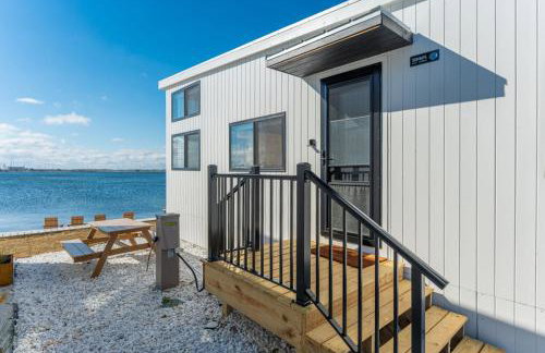 Luxury Waterfront Cabin 2 - Foto 25