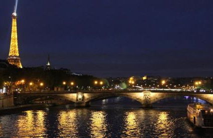 Parisian Chic & Spacious Studio with Parking - Foto 13