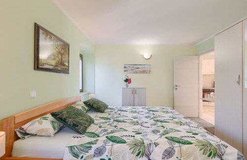 Mediterranes Apartment mit Panoramablick, Pool, Privatparkplatz, Grill - Photo 24