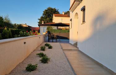 Villa Castanea - kuća za odmor s bazenom - Foto 4