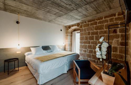 Boutique Palacio Condes de Cirac - Photo 98