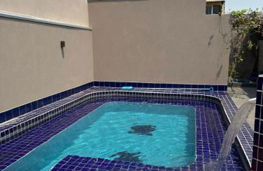 Casa grande com Piscina e Churrasqueira - Foto 1