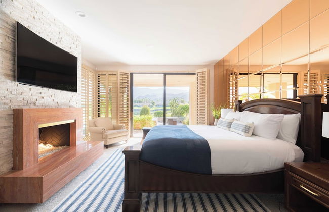 Moonshine by Avantstay Modern & Stylish Estate w/ Bar, Fire Pit & Hot Tub 5 bd - Foto 15