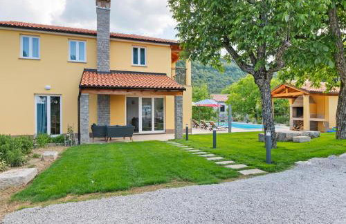 Quaint Holiday Home near Buzet with Terrace - Foto 59