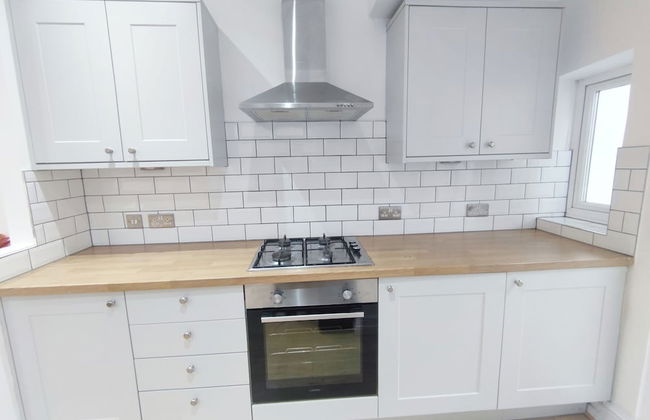 Charming 2-bed Apartment in London - Foto 6