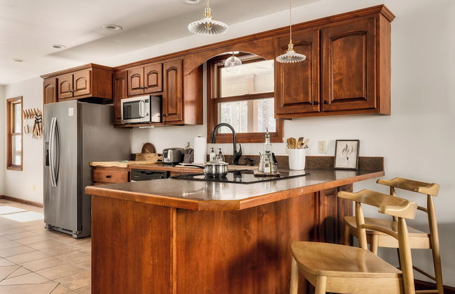 The Moondance Cabin by Lightfoot Stays Vacation Rentals - Photo 95