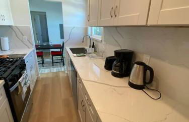 4 Stanford! Furnished Apartment, Gated Parking, Laundry - Foto 4