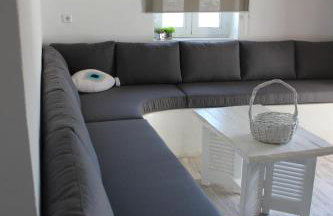 Persephone - Photo 8