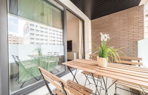 La Serna Premium Center - Photo 5