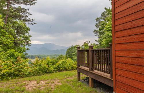 Chasing Sunsets: A Cozy 2-Bedroom Cabin in Smoky Mts with Stunning Mountain Views. - Foto 13
