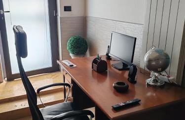 Piano terra casa intera - Foto 19