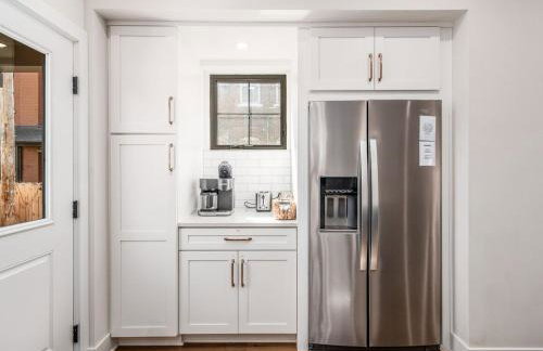 Rooftop Patio, Hot Tub and Games City Escape - Foto 6