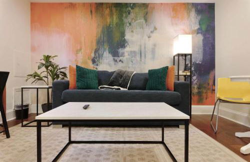 Union Hub - Steps 2 Station Mall with Parking - Foto 5