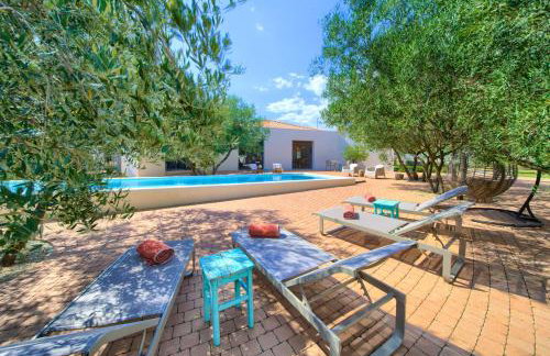 Margari Villas - Photo 1