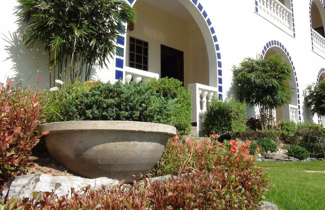 Squares Cafe and Apartments - Foto 56