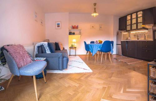 Number 28 Boutique Apartment - Photo 9