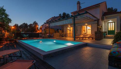 Kuća Mali Raj - Little Paradise - Foto 5, sunbed