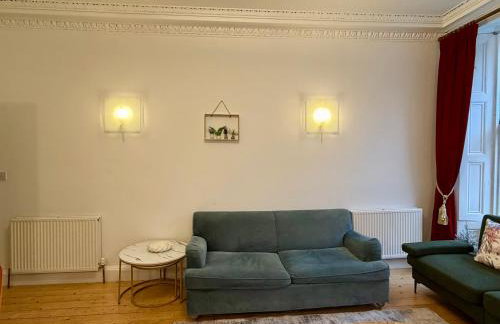 Luxurious Victorian 3 Bed Flat in the Heart of Edinburgh - Foto 27