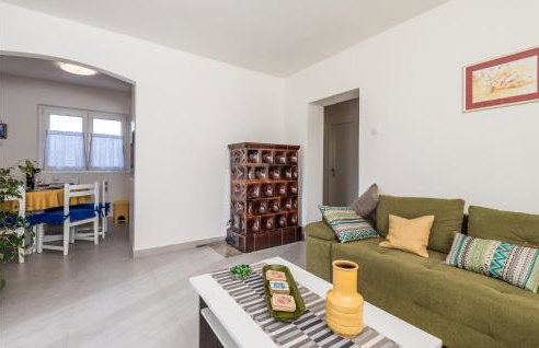 3 Bedroom Cozy Apartment In Viskovo - Foto 18