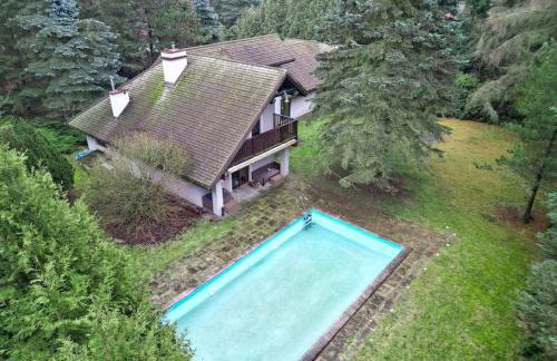 Leśny dom z basenem w okolicy Zegrza - Foto 49