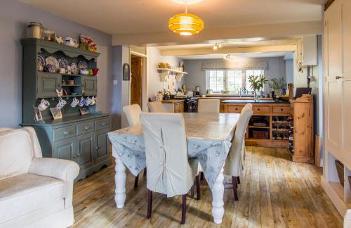 Contact for Mon-fri deals - Foto 2