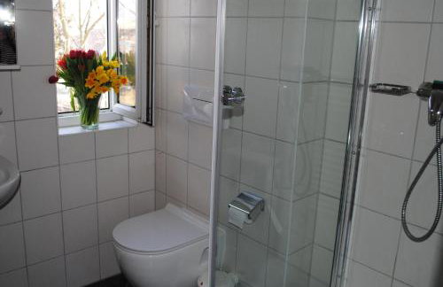 Ferienwohnung Yachthafentraum in 2 Minuten am Strand Seebrücke Yachthafen - Photo 45