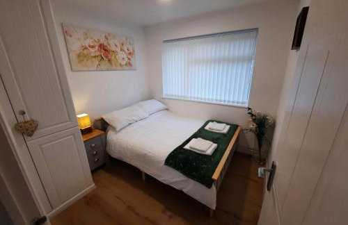 2 Bed Chalet, St Margaret's at Cliffe, South Coast - Foto 13