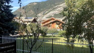 Incantevole Appartamento con Giardino - Garage Privato e Free Wifi - Photo 4