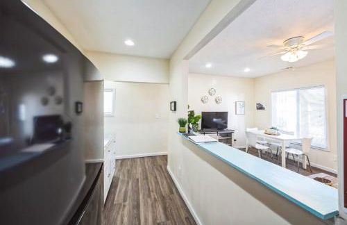 Charming Getaway on Ash St- Minutes from Cinci - Photo 24