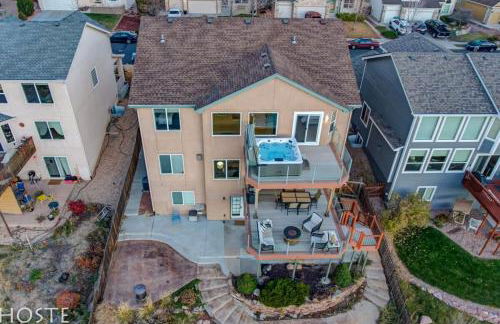 *H* 5BR Home Getaway w/HOT TUB ** - Foto 62