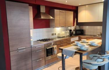 Stylish 1-Bedroom Haven in Central London - Photo 9