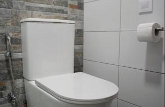 Bungalow with Sunny Private Terrace - Secure Bike or Board Storage - Foto 18