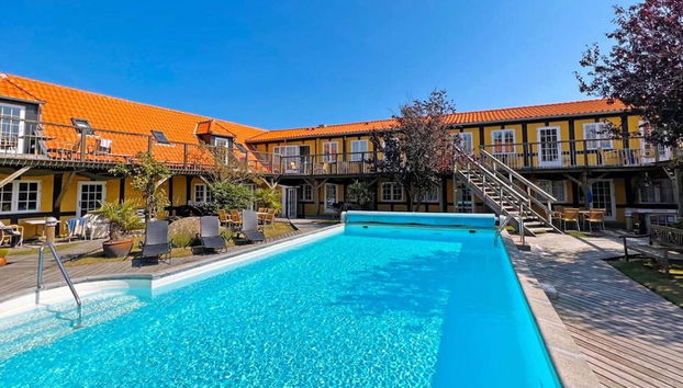 4 Person Holiday Home in Svaneke - Foto 5, Piscina