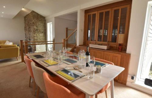 Family House - Breath Taking Views Over Mounts Bay - Photo 15