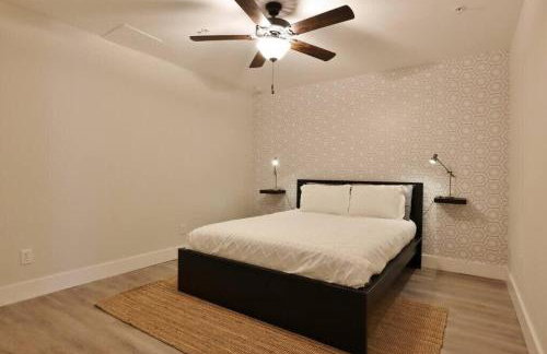 3 BR Urban Hideaway - Steps from Daily's TIAA Fld - Foto 5