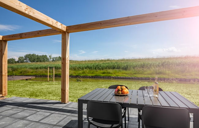 Zeeland Escape w/ Garden - Foto 8