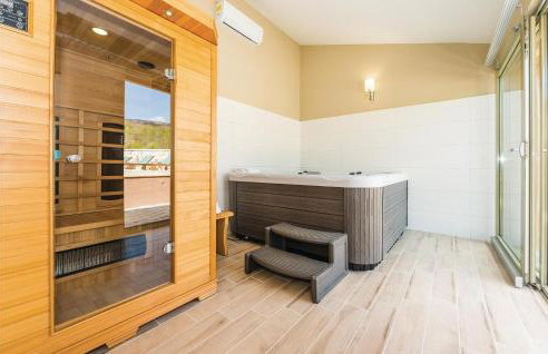 4 Bedroom Pet Friendly Home In Drnis - Foto 23