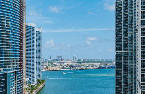Exclusive, Amazing, Bright and Spacious at Brickell - Foto 25