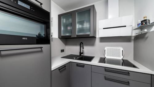 Modernes Apartment mit Balkon - ruhig und zentral - Photo 2