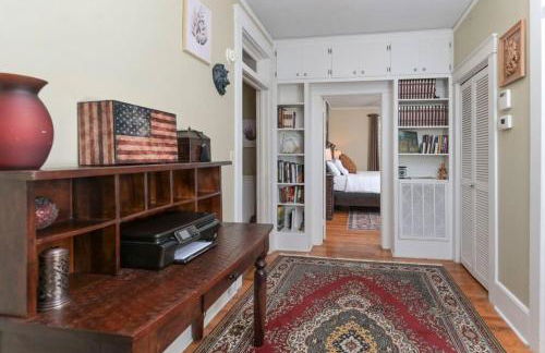 3BR Brick Cottage-Mins to USC - Photo 21